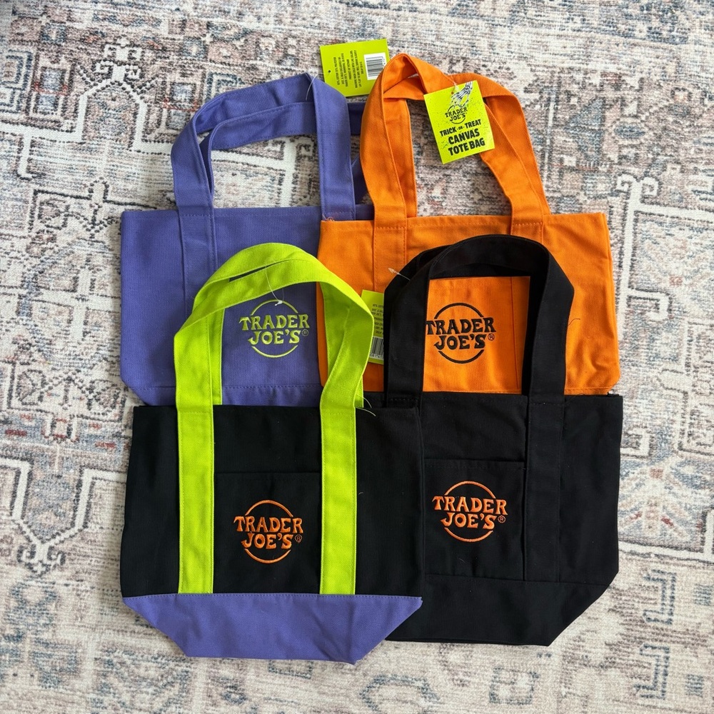 Viral Trader Joe’s Halloween Tote complete set
